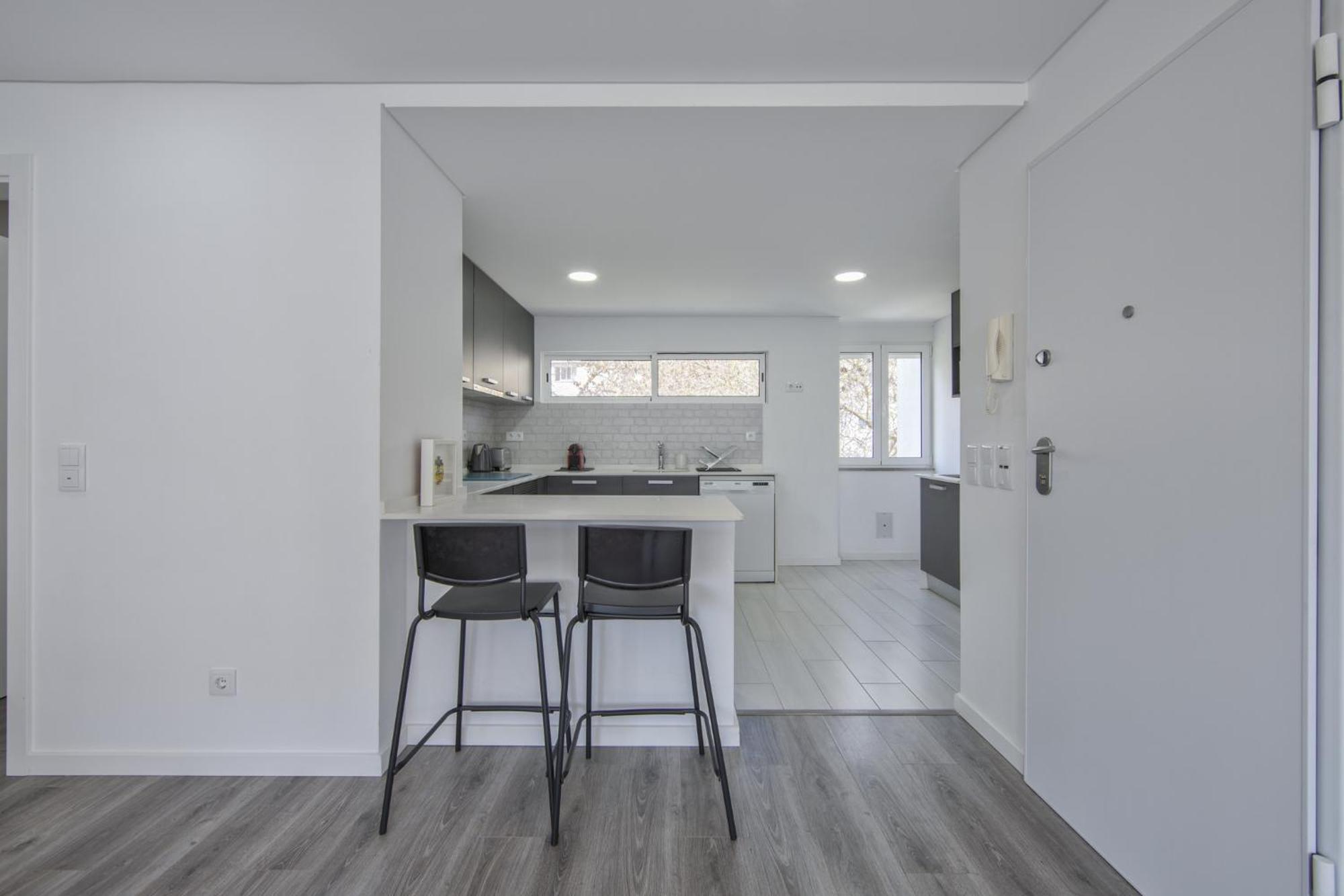 Apartment Olivais Modern By Homing *