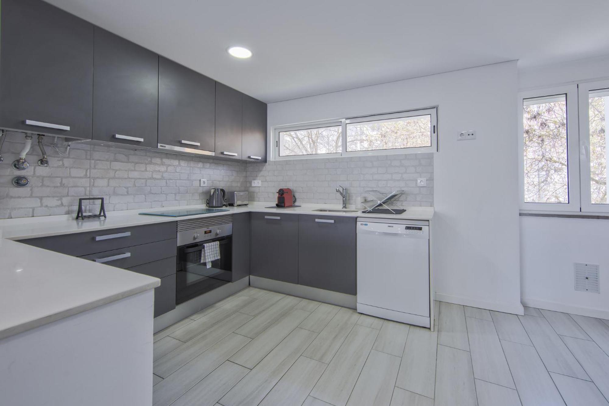 Apartment Olivais Modern By Homing